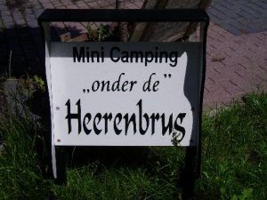 camping_onder_de_heerenbrug_giethoorn_02